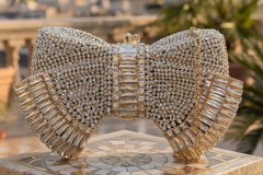 Bow-shaped rhinestone clutch